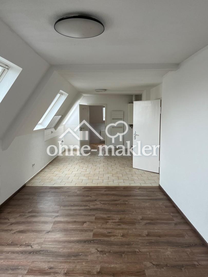 Attraktive 2-Zimmer-Dachgeschosswohnung in Ludwigshafen am Rhein - Photo 3