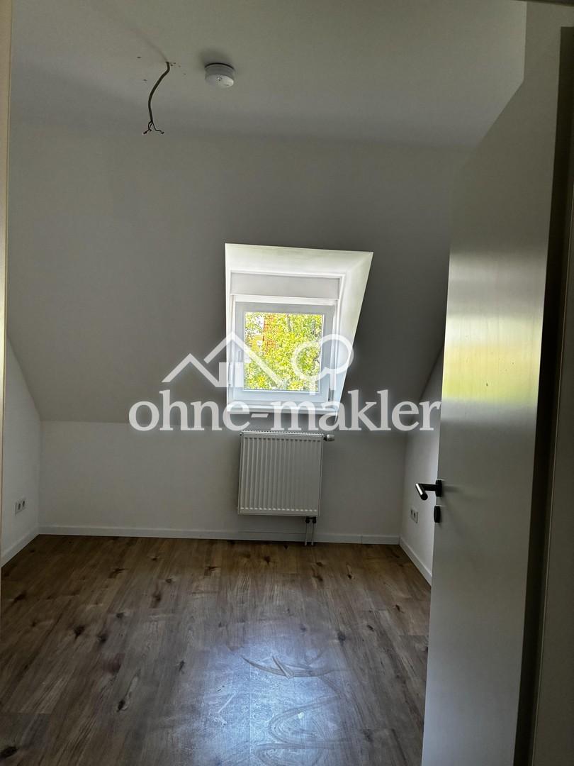 Sanierte 3-Zimmer-Dachgeschosswohnung in kernsaniertem Haus - Foto 3