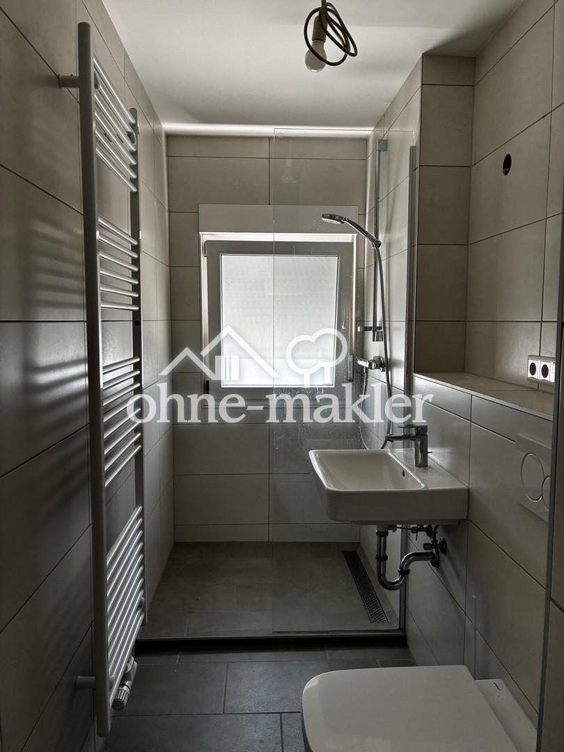 Sanierte 3-Zimmer-Dachgeschosswohnung in kernsaniertem Haus - Foto 2