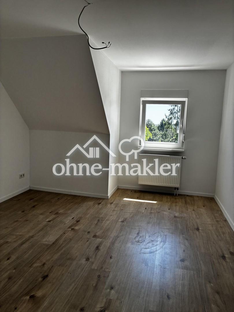 Sanierte 3-Zimmer-Dachgeschosswohnung in kernsaniertem Haus - Foto 4