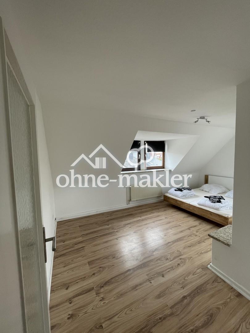 Charmante 2,5-Zimmer-Wohnung mit Einbauküche - Foto 3