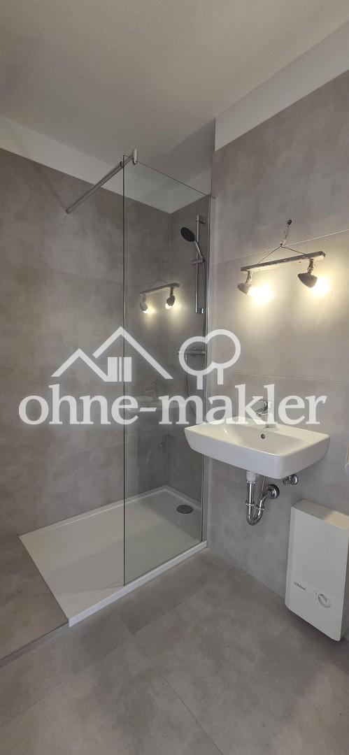 Komplett kernsaniertes Apartment mit neuer Küche und Aufzug in Offenbach - Photo 3