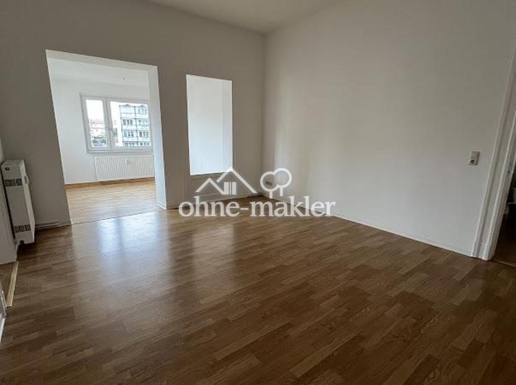 3-Raumwohnung mit PKW-Stellplatz, Küche und Keller - Photo 1