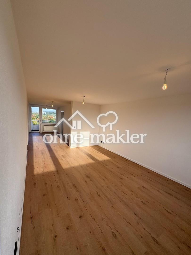 Erstbezug nach Kernsanierung: helle 3,5-Zimmer-Wohnung mit 2 Balkonen, EBK und TG-Garage - Foto 2