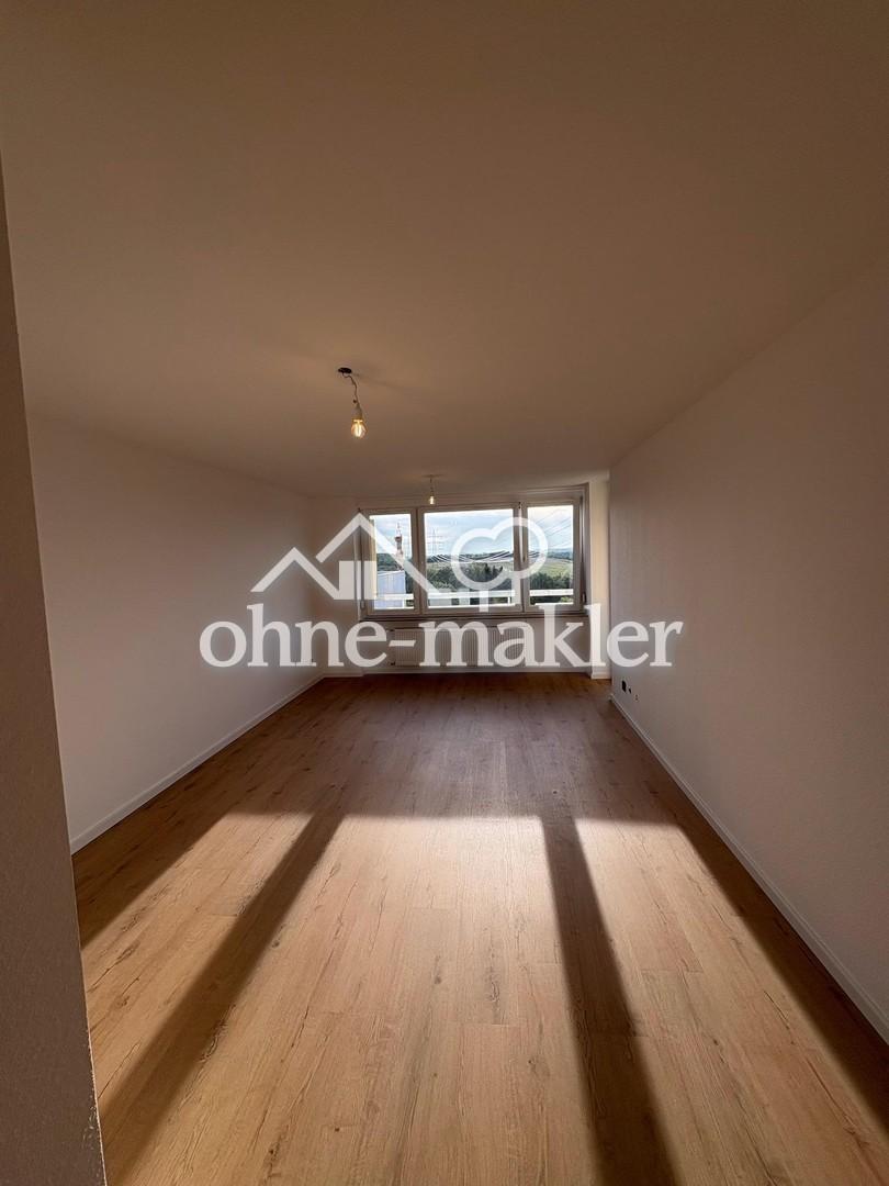 Erstbezug nach Kernsanierung: helle 3,5-Zimmer-Wohnung mit 2 Balkonen, EBK und TG-Garage - Foto 3