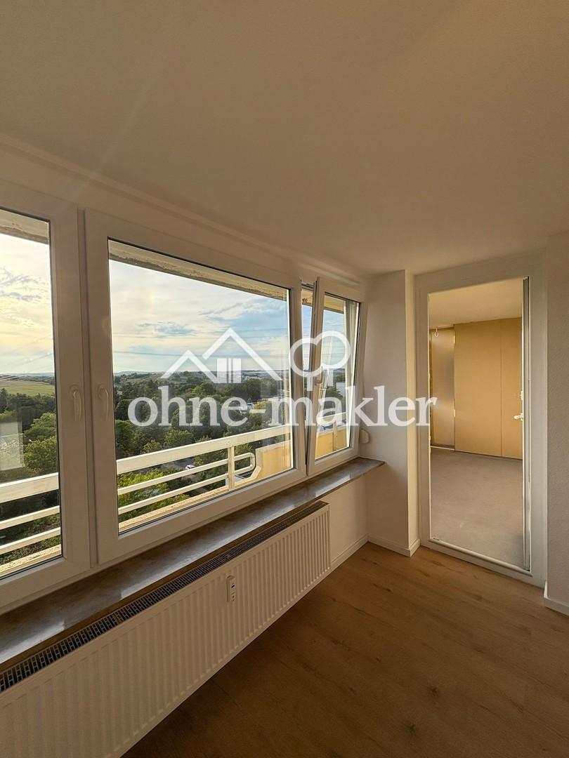 Erstbezug nach Kernsanierung: helle 3,5-Zimmer-Wohnung mit 2 Balkonen, EBK und TG-Garage - Photo 4