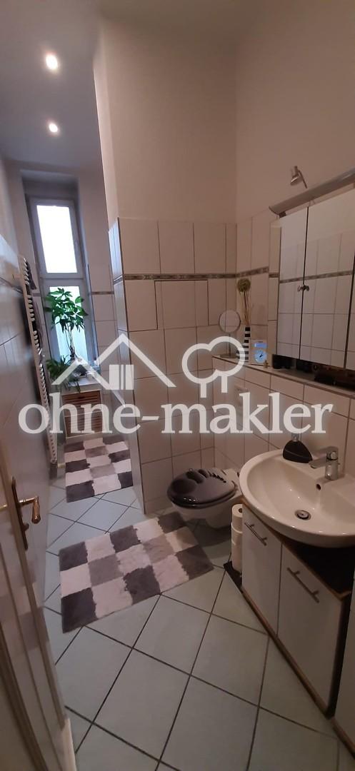 3-Zimmer-Altbau mit Stuck, Parkett und Loggia - Photo 3