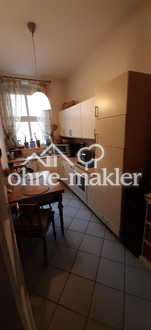 3-Zimmer-Altbau mit Stuck, Parkett und Loggia - Photo 2