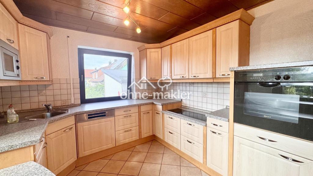 Helle 3-Zimmer-Erdgeschosswohnung mit Balkon & großem Garten zur alleinigen Nutzung - Foto 2