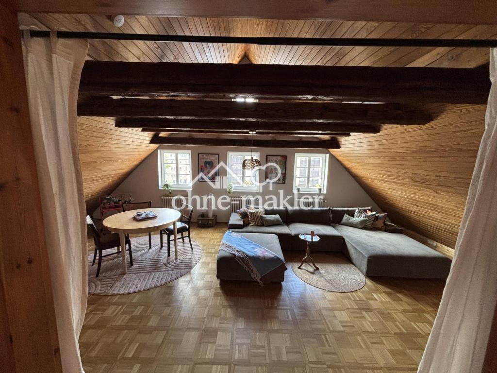87 m² über den Dächern des Leonhardsviertels – außergewöhnliche DG-Wohnung - Photo 2