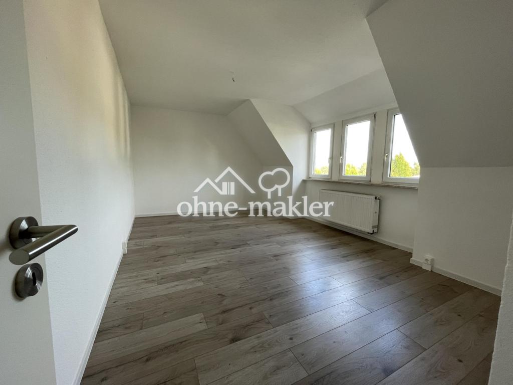 frisch renovierte 3 Zimmerwohnung mit Küche und Stellplatz - Photo 4