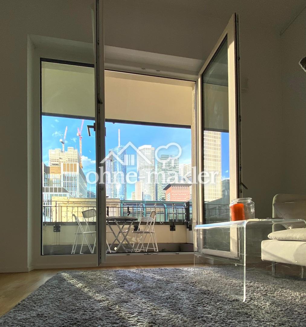 Sonnige, Luxuriöse, Möblierte, Wohnung mit Balkon & Skylineblick - Foto 2
