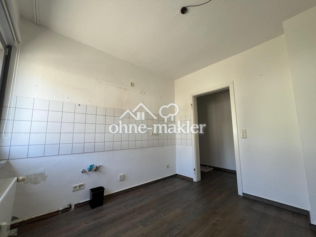 Ruhige und moderne Wohnung mit Einbauküche und hochwertigem Badezimmer - Photo 2