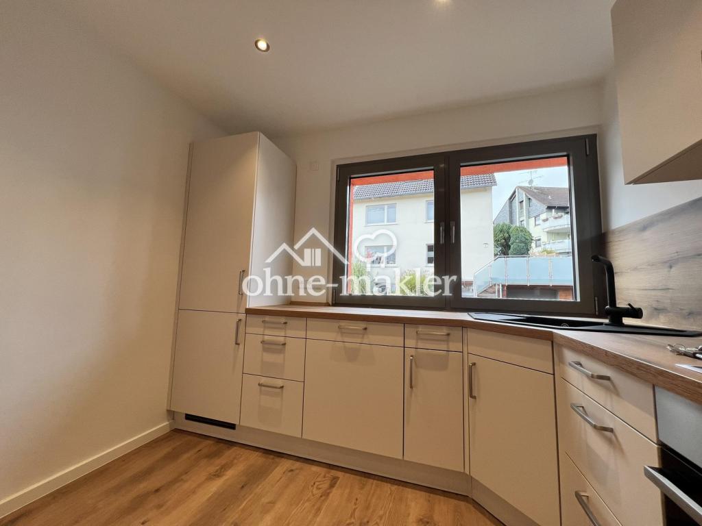 Ruhige und moderne Wohnung mit Einbauküche und hochwertigem Badezimmer - Photo 1