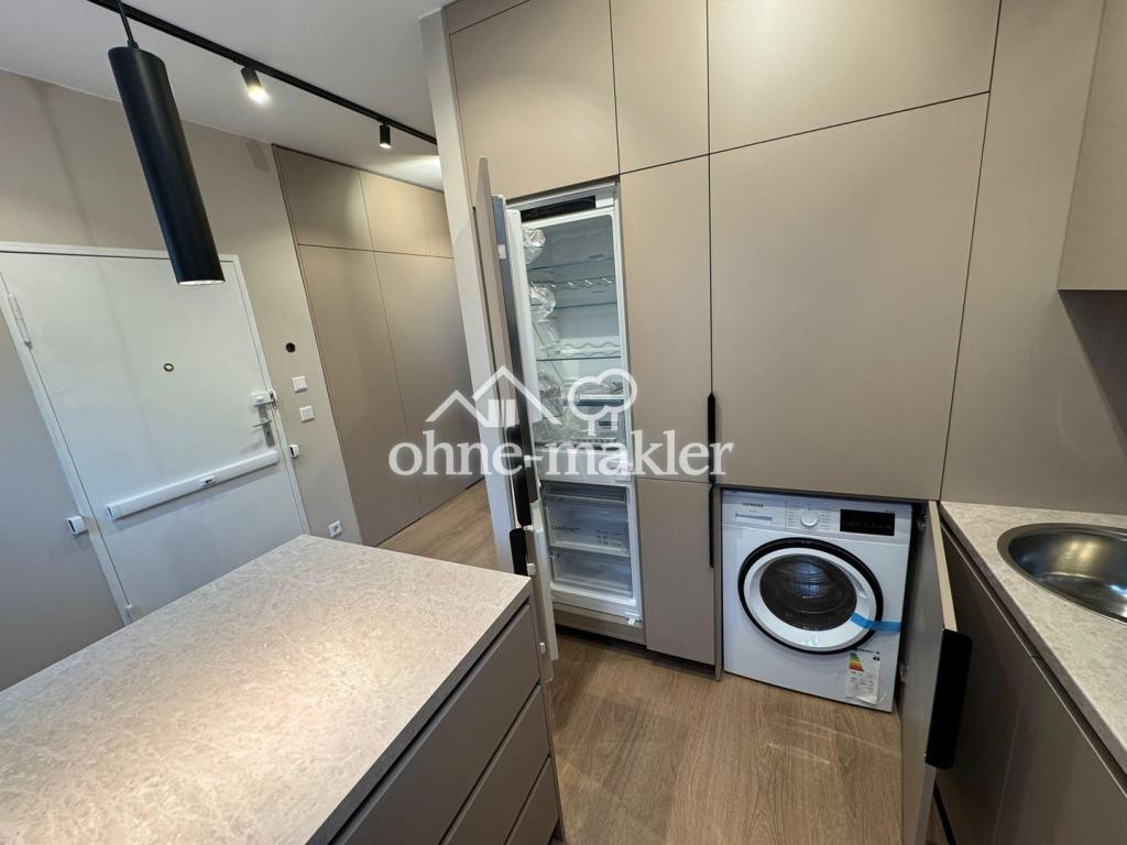 Neuwertig kernsanierte 2-Zimmer-Wohnung mit Balkon, Designer-Küche & Ankleide in Westend - Foto 4