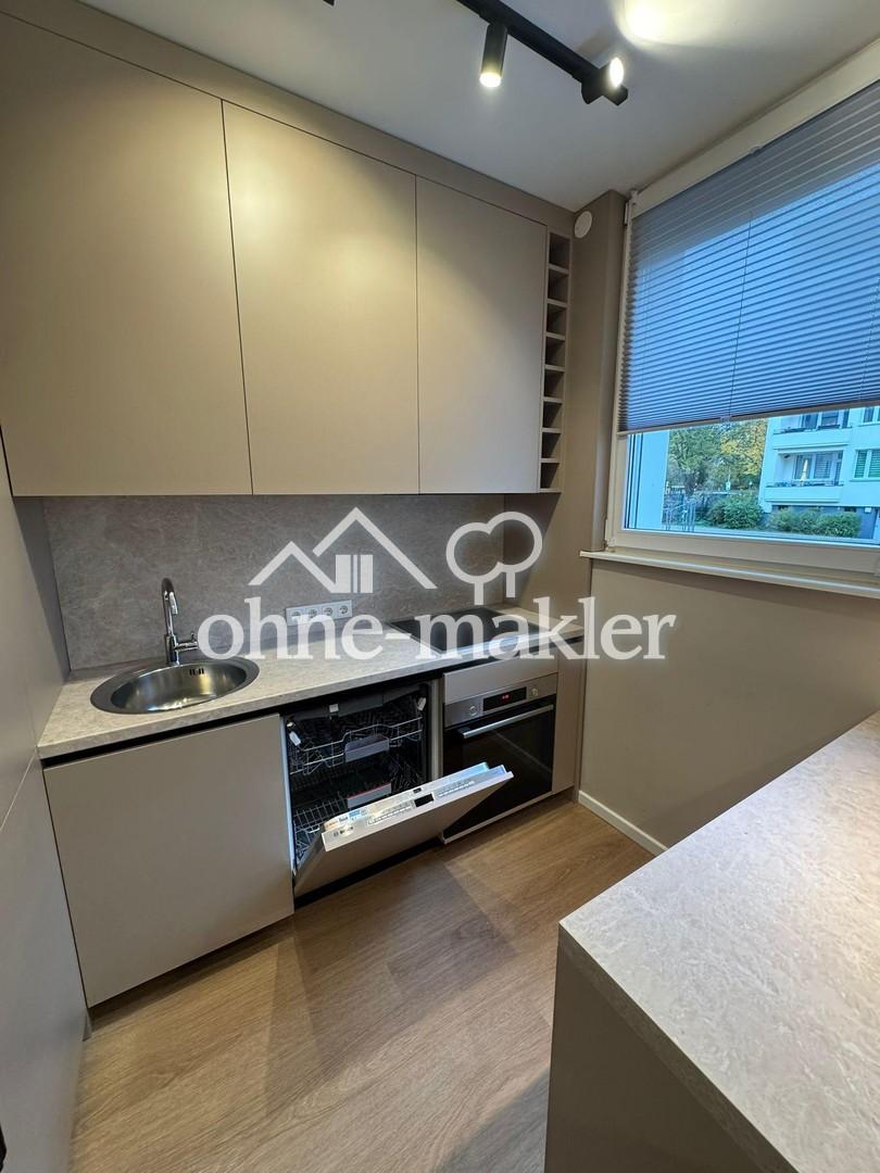 Neuwertig kernsanierte 2-Zimmer-Wohnung mit Balkon, Designer-Küche & Ankleide in Westend - Foto 1