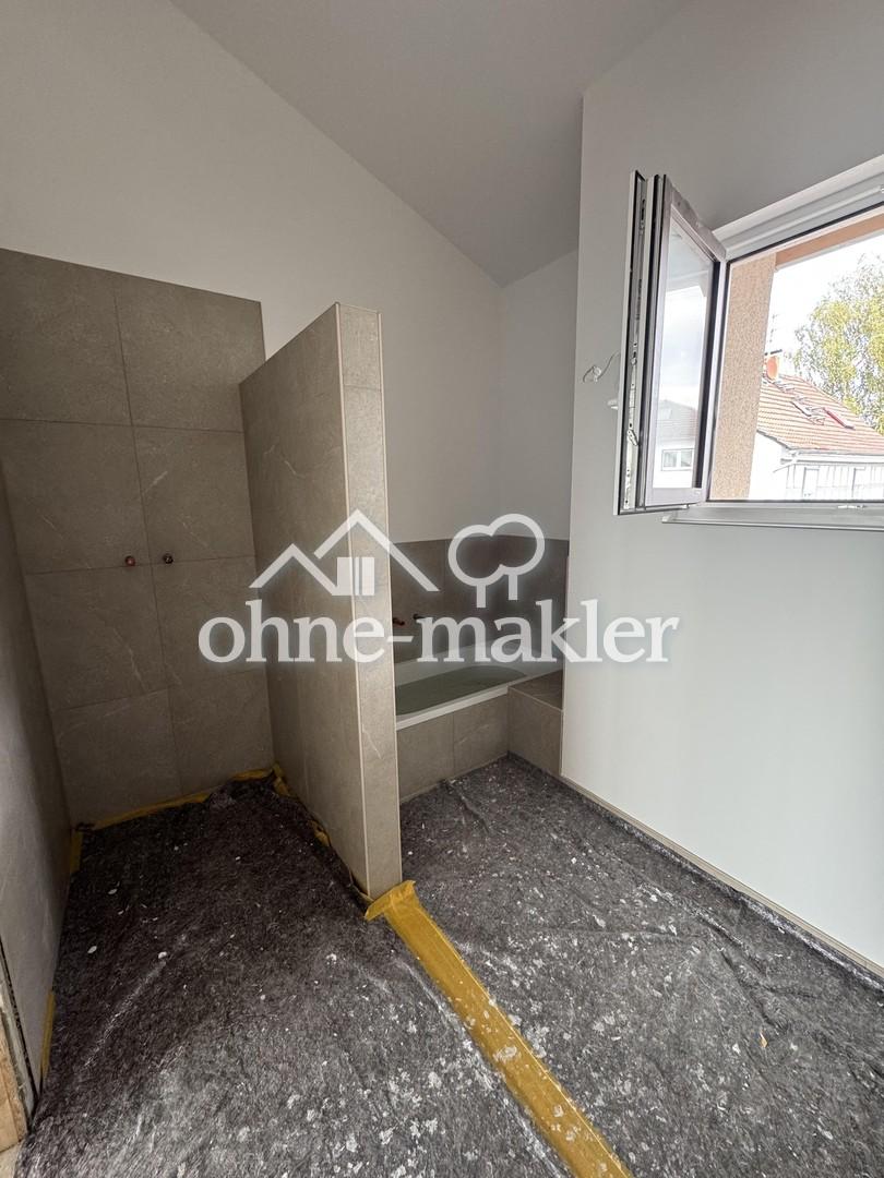 Erstbezug: 4-ZKB-Neubauwohnung in Flörsheim-Wicker Altstadt, Balkon mit Weitblick - Photo 3