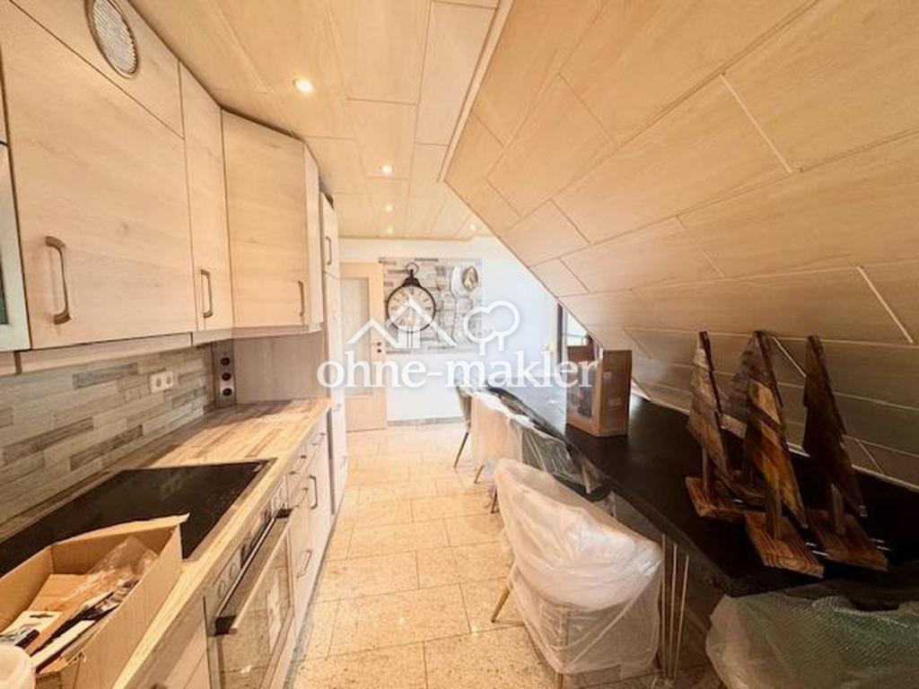 Hochwertig renovierte 3-Zimmer-Wohnung mit Balkon & neuer Einbauküche - Foto 3