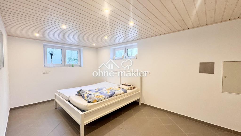 2-Zimmer-Wohnung mit neuer Einbauküche & eigenem Eingang – ab sofort - Foto 1