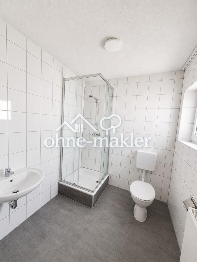 Renovierte 2 ZKB Wohnung mit Stellplatz in Lingenfeld - Foto 1