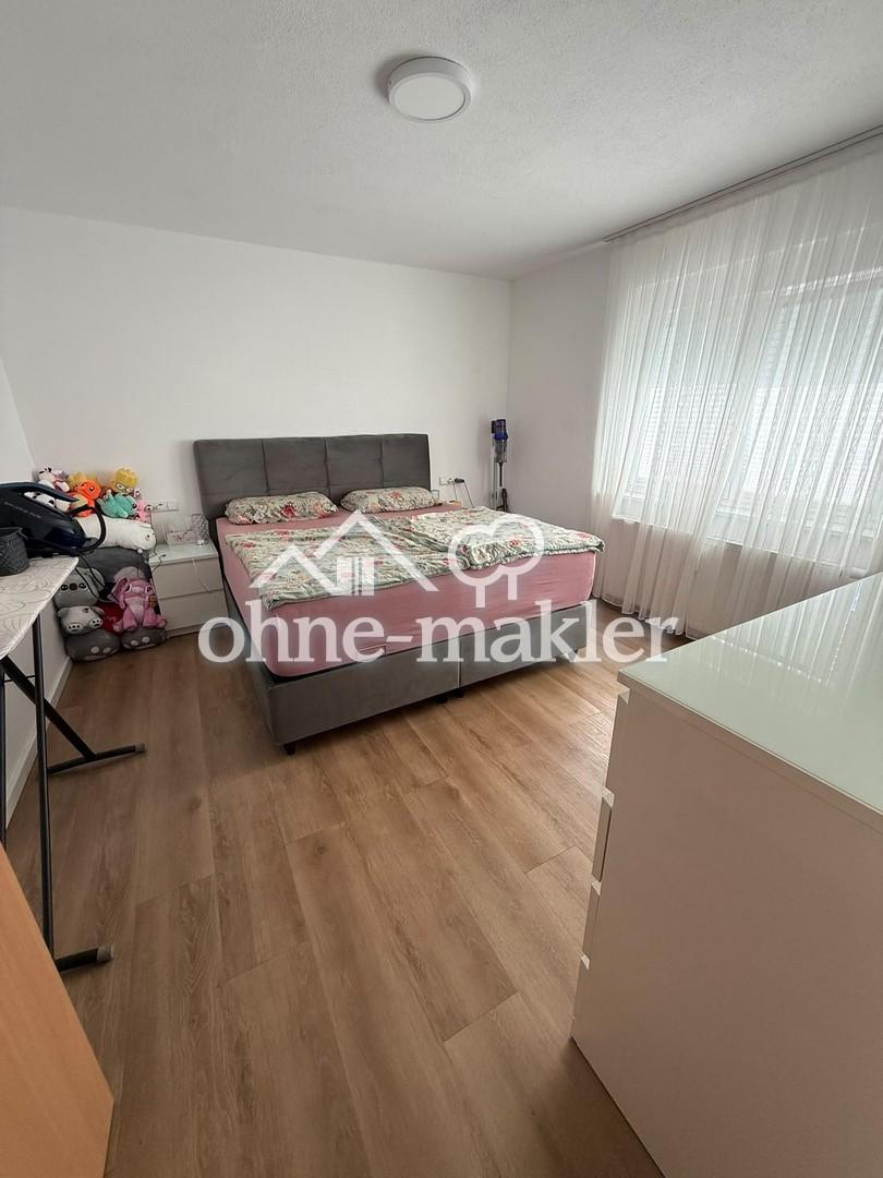 Exklusive 3 - Zimmer-Wohnung in zentraler Lage mit großem Balkon im 1. OG - Photo 3