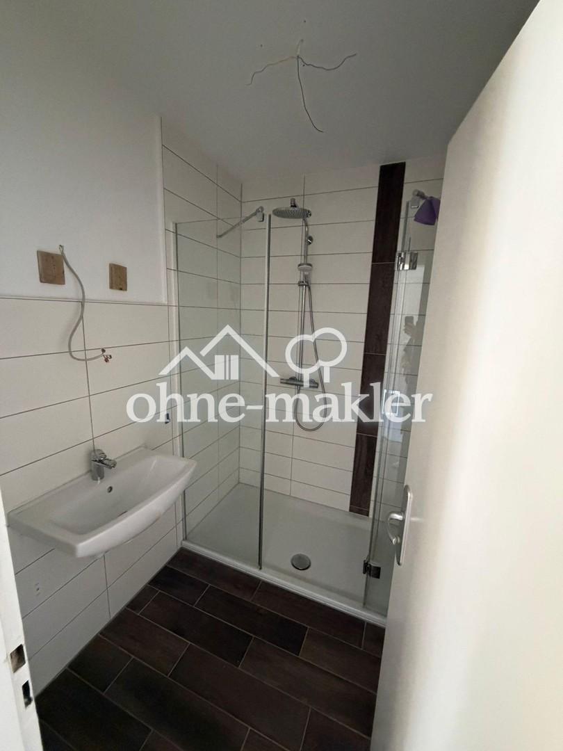 Stadtnahe und geräumige 2,5 Zi Wohnung in Gevelsberg mit Balkon - Photo 1