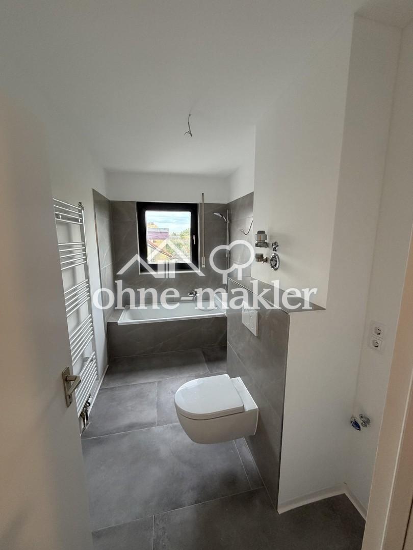 Erstbezug nach Kernsanierung – exklusive 3-Zimmer-Wohnung mit Süd-Loggia - Foto 5