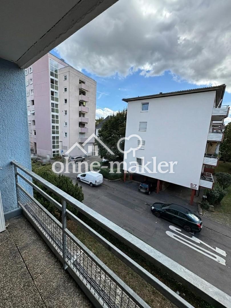 Erstbezug nach Sanierung: Moderne 2-Zimmer-Wohnung mit Balkon, Aufzug & Stellplatz am Südbahnhof - Photo 3