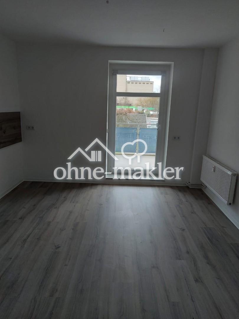 Großzügige 4-Zimmer-Wohnung mit Balkon, Loggia und offenem Wohnbereich in Zwickau - Photo 5