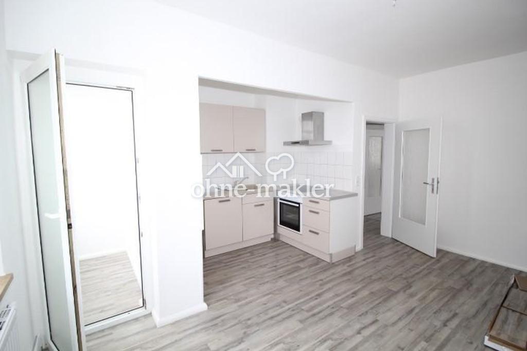 Helle 2-Raumwohnung mit großer Küche und Balkon - Photo 2