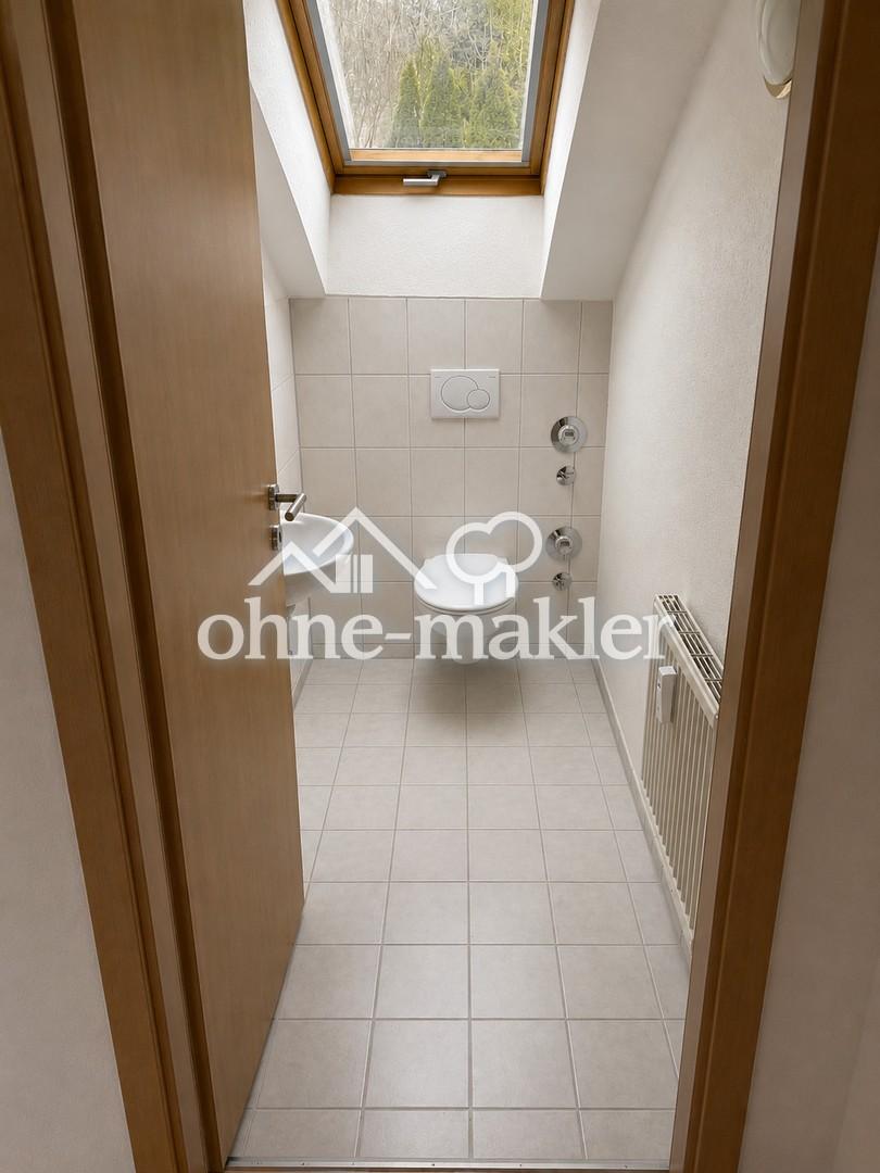 Großzügige 3-Zimmer Dachgeschoss Wohnung mit eigenem Gartenanteil in traumhafter Waldrandlage - Photo 4