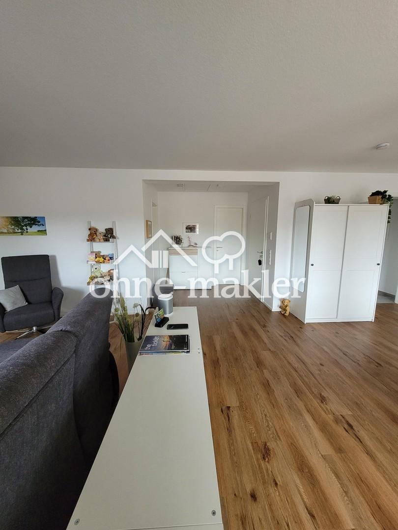 Attraktive 3-Zimmer-DG-Wohnung mit EBK und Balkon - Photo 3