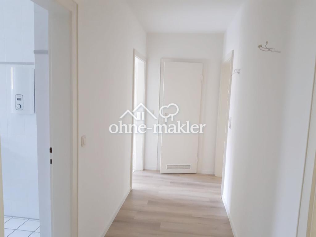 Sehr schöne, helle 2 Zi - mit EBK, Balkon und Autostellplatz in Konstanz - Photo 4