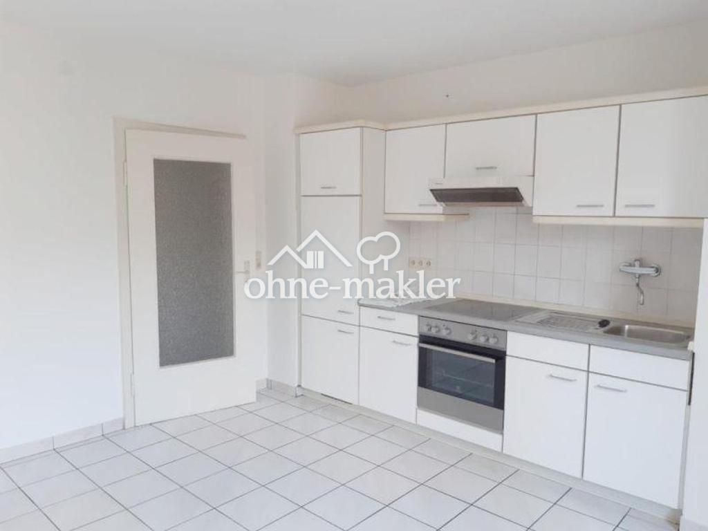 Sehr schöne, helle 2 Zi - mit EBK, Balkon und Autostellplatz in Konstanz - Photo 2