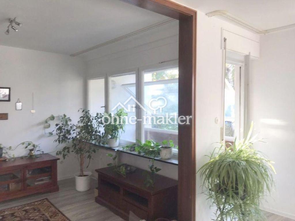 Sehr, schöne, helle und gepflegte 2,5 Zi- Whg mit Balkon, AA und EBK in Tübingen - Foto 2