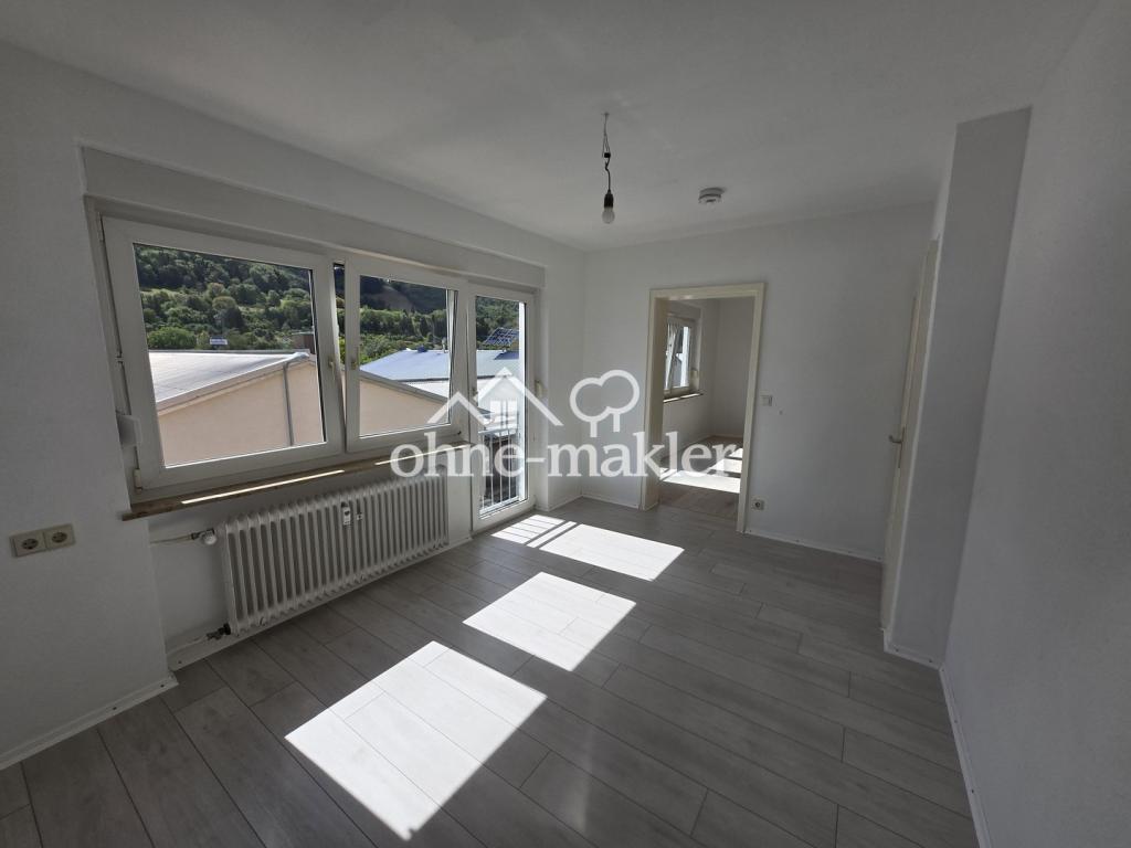 Helle, vollständig renovierte 3 Zimmerwohnung - Foto 3