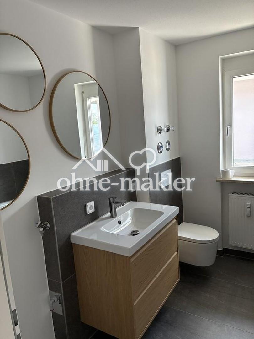 Modern sanierte 3 Zimmer Dachterrassenwohnung in zentraler Lage von Buchloe - Photo 5