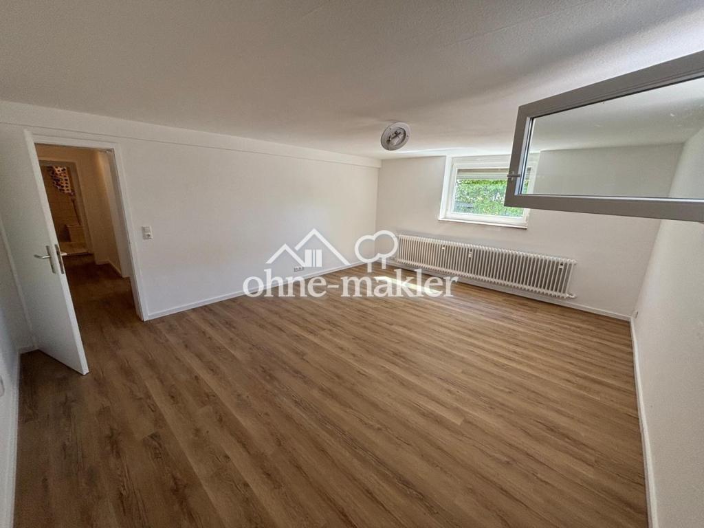 2-Zimmer-Souterrain mit Terrasse, Neuer Einbauküche, Stellplatz - Photo 1