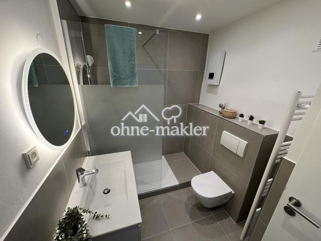 Modernisierte 2-Zimmer-Wohnung in Köln-Mülheim mit Küche - Photo 5