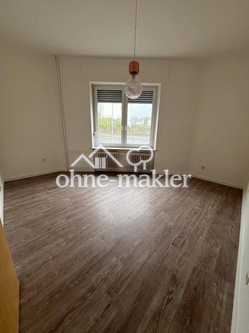 Stadtzentrale,renovierte 2-Zimmer Wohnung, mit neuer Küche, sofort verfügbar - Photo 5