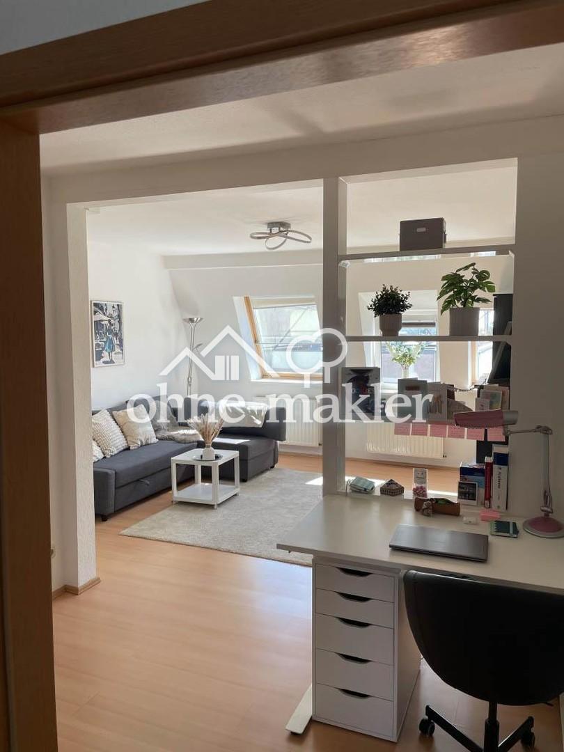 Schöne 2-Zimmer-Wohnung mit Einbauküche und Stellplatz! - Photo 2