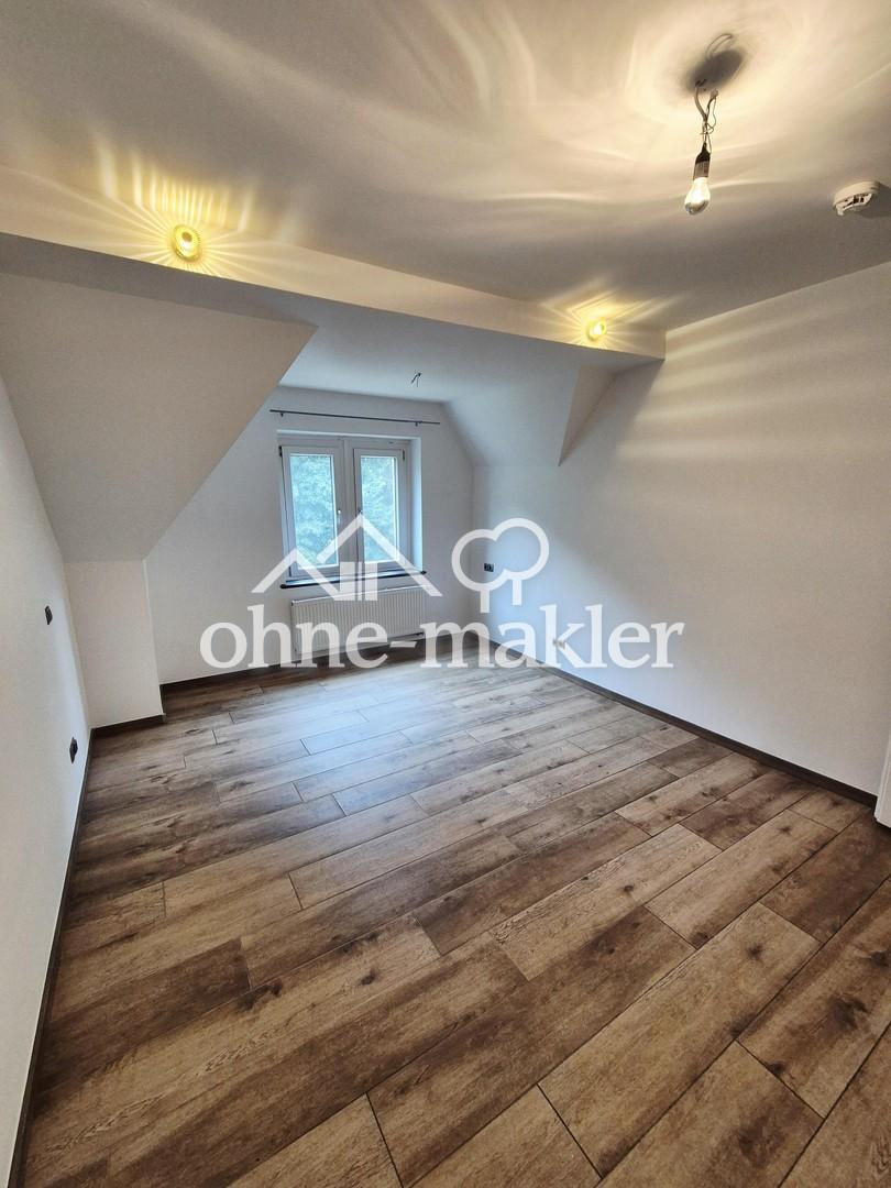 Altbauwohnung hochwertig saniert - Auch als WG geeignet - - Foto 1
