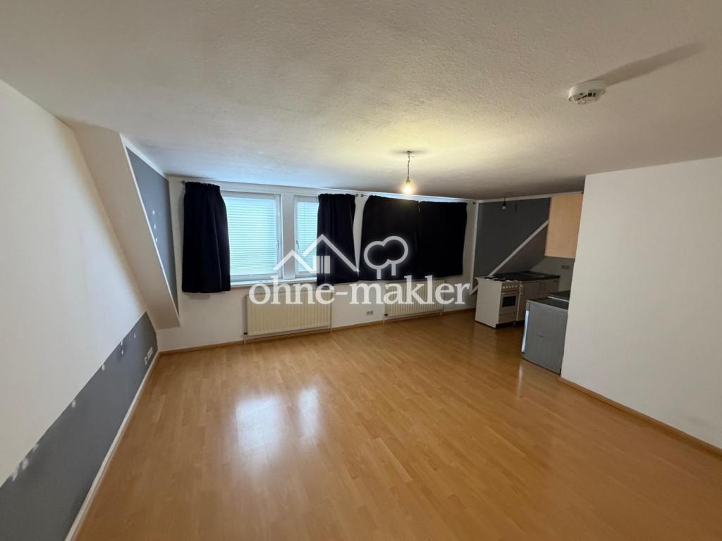 Helle Dachgeschosswohnung mit Einbauküche in zentraler Kölner Lage – provisionsfrei - Photo 1