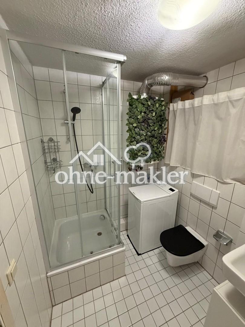 Helle Dachgeschosswohnung mit Einbauküche in zentraler Kölner Lage – provisionsfrei - Photo 4