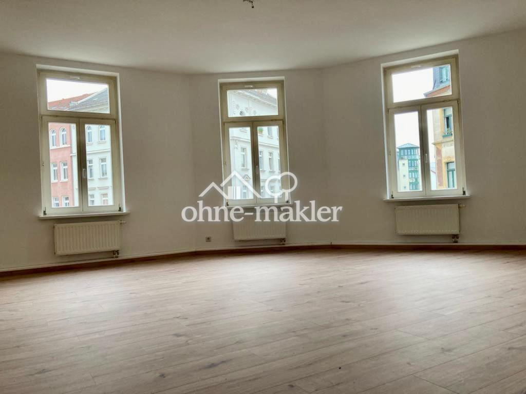 Zwei Zimmer mit EBK in Schleussig - Foto 1