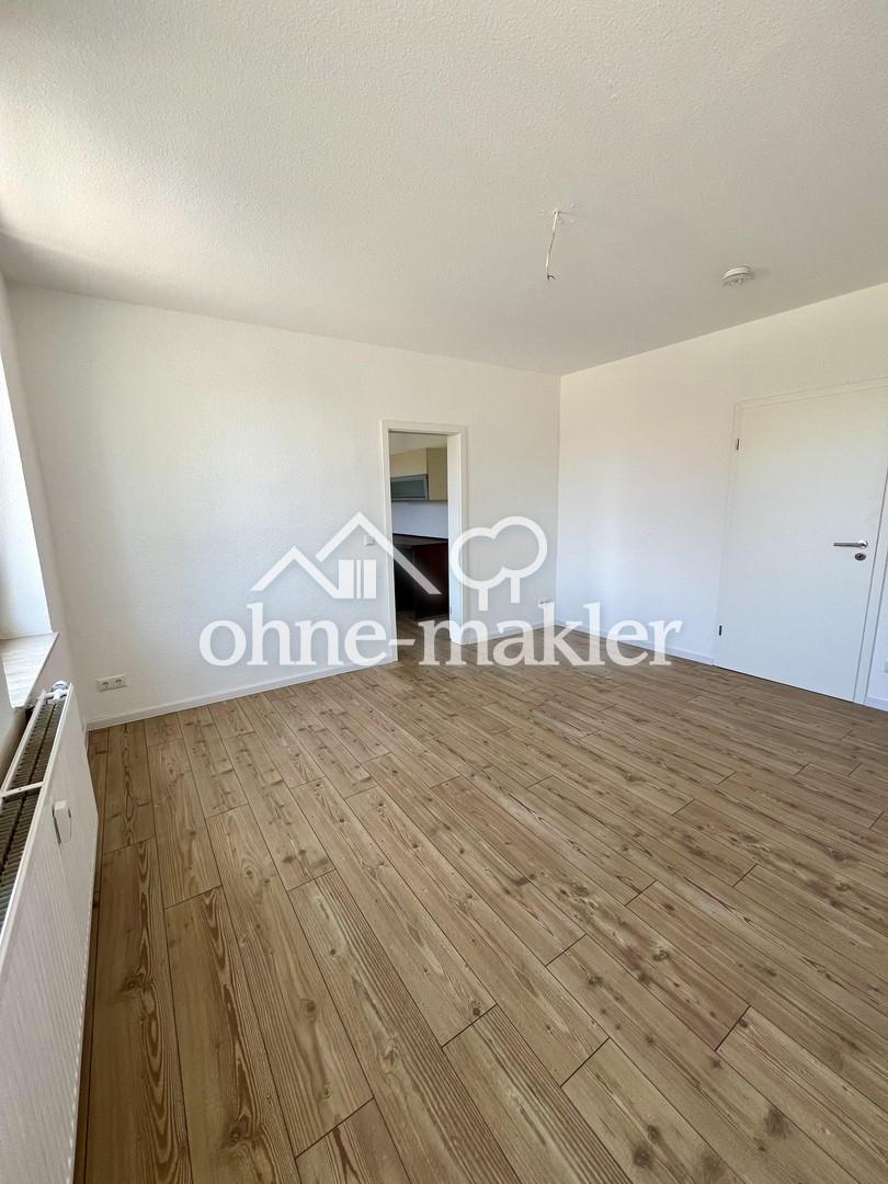 Erstbezug nach vollständiger Sanierung: attraktive 2-Raumwohnung mit EBK in Dessau - Photo 1