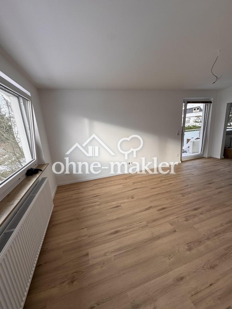 Erstbezug nach Sanierung mit EBK & Balkon - freundliche 2,5-Zimmer-Wohnung in Rinteln - Foto 1