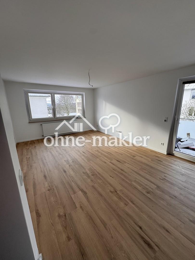 Erstbezug nach Sanierung mit EBK & Balkon - freundliche 2,5-Zimmer-Wohnung in Rinteln - Foto 2