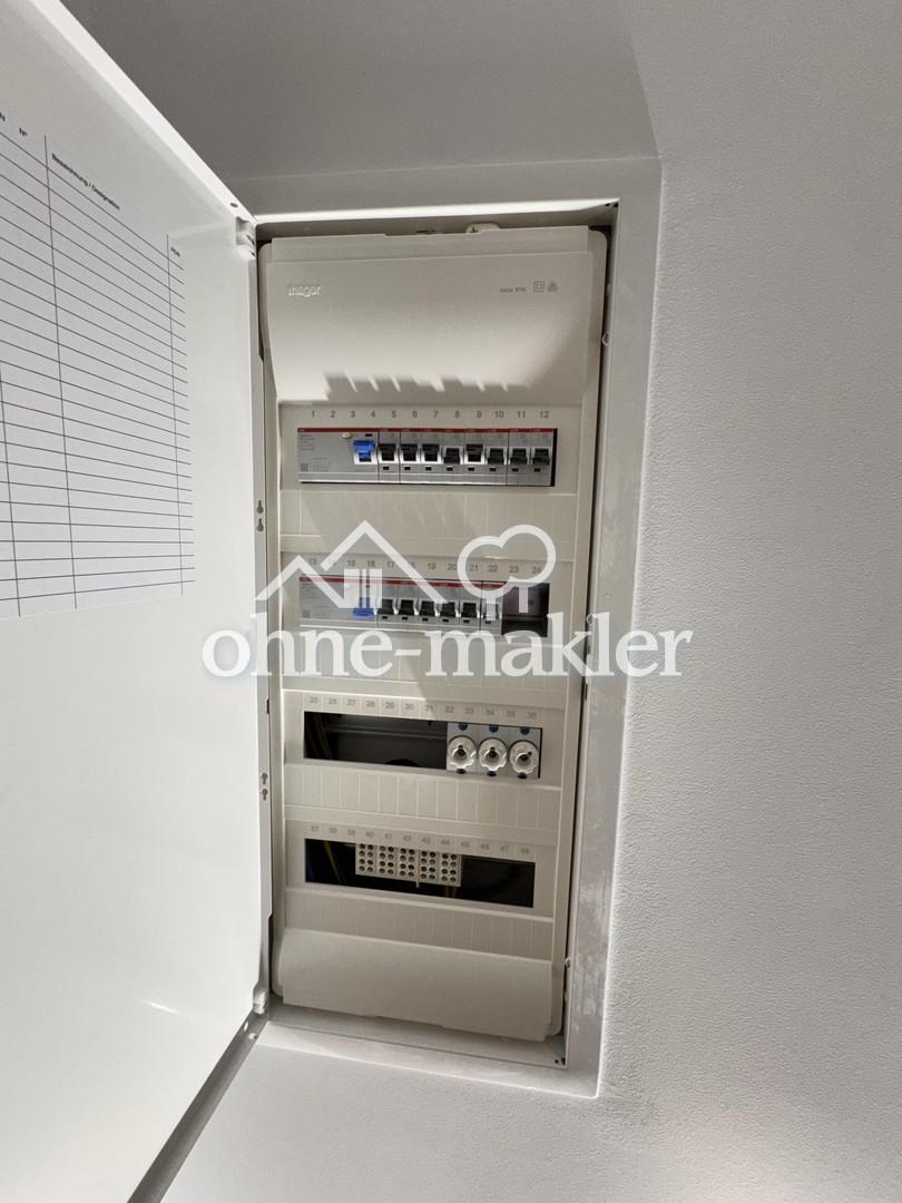 Erstbezug nach Sanierung mit EBK & Balkon - freundliche 2,5-Zimmer-Wohnung in Rinteln - Foto 4