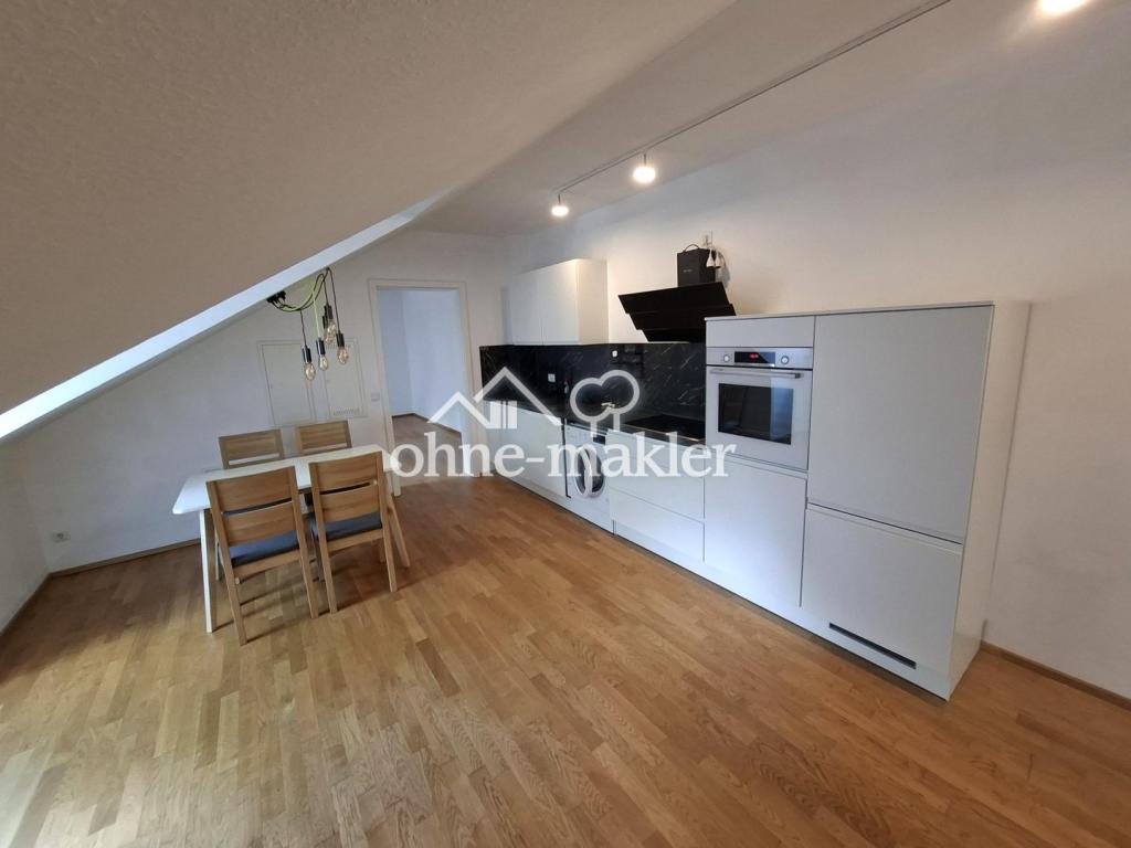 Moderne 2-Zimmer-DG-Wohnung in Fürth | EBK | Aufzug | TG | BJ2021 - Foto 2